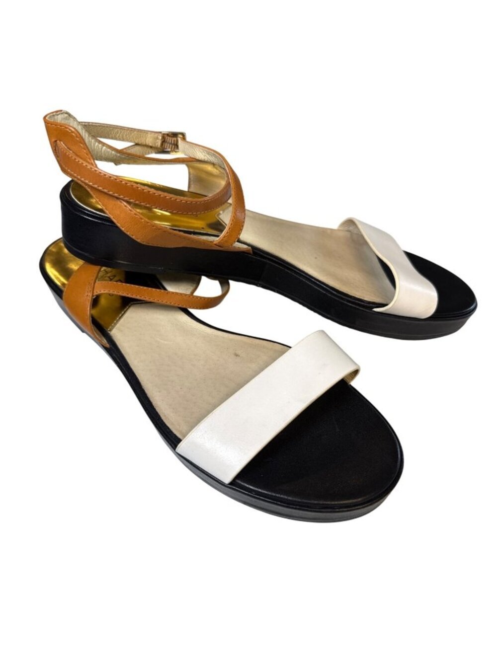 MICHAEL KORS Kaylee Flat Leather Sandal~Size 8~Peanut/White/Black GOOD P7 40